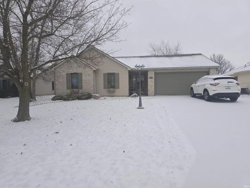 9404 Black Diamond Pl, Fort Wayne, IN, 46835-9436 | Card Image