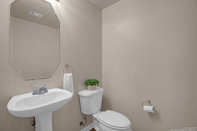 109 Lieck Cv, House other with 5 bedrooms, 4 bathrooms and null parking in Cibolo TX | Image 7