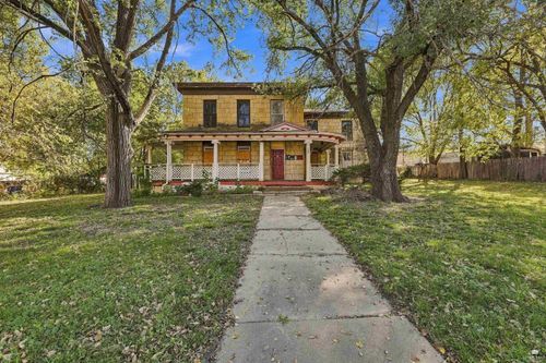 123 W 4th Street, Junction City, KS, 66441 | Card Image