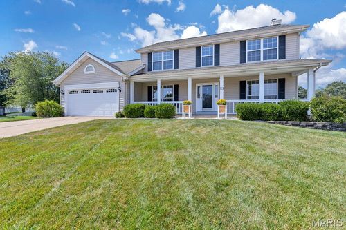 10 W Timothy Ln, Saint Charles, MO, 63303-5431 | Card Image