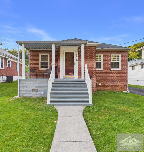 834 Frederick St, Bluefield, WV, 24701 | Card Image