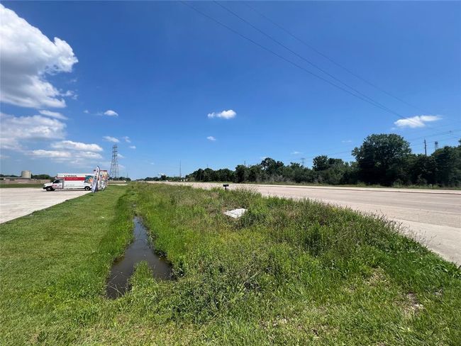 0 Highway 6, Home with 0 bedrooms, 0 bathrooms and null parking in Rosharon TX | Image 6