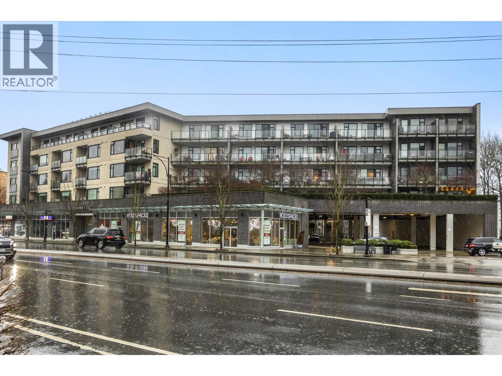 Residential in North Vancouver 3