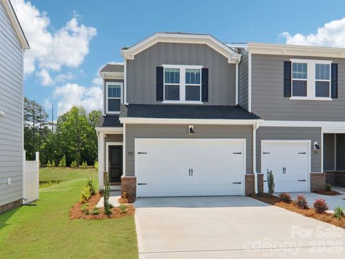 8216 Hidden Springs Trail, Charlotte, NC, 28216 | Card Image