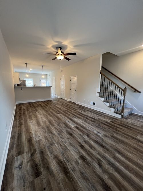 b3-550 Peachers Mill Rd, Clarksville, TN, 37042-3852 | Card Image