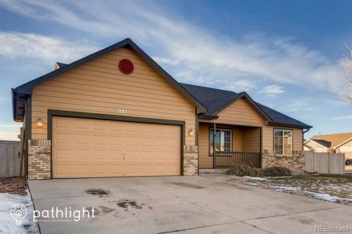 3211 Wild West Ln, Wellington, CO, 80549-1594 | Card Image