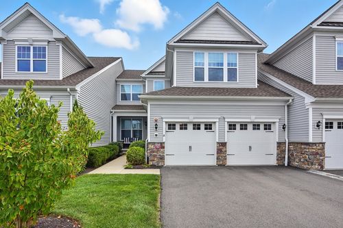 18-18 Lansing Way, Millis, MA, 02054-0682 | Card Image