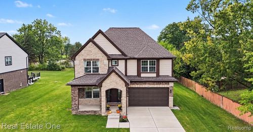 3499 John R Rd, Troy, MI, 48083-5683 | Card Image