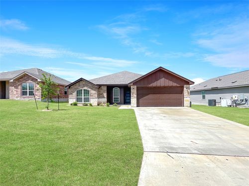 1210 Campbellton Dr, Temple, TX, 76504-7236 | Card Image