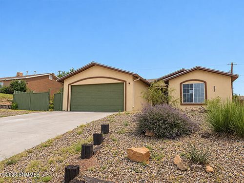 5212 Navajo Trail, Las Cruces, NM, 88012 | Card Image