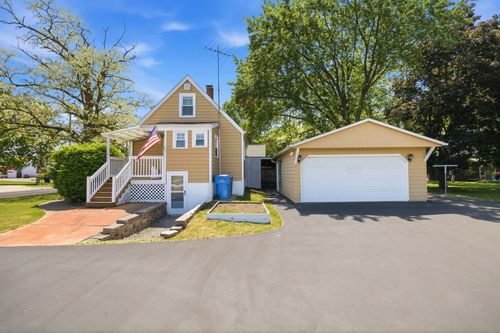 1178 N 4th St, Watertown, WI, 53098-3202 | Card Image