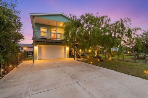 379-380 Royal Oak, Rockport, TX, 78382 | Card Image