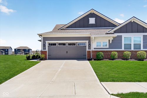 8670 Hudson Way, Brownsburg, IN, 46112-5822 | Card Image