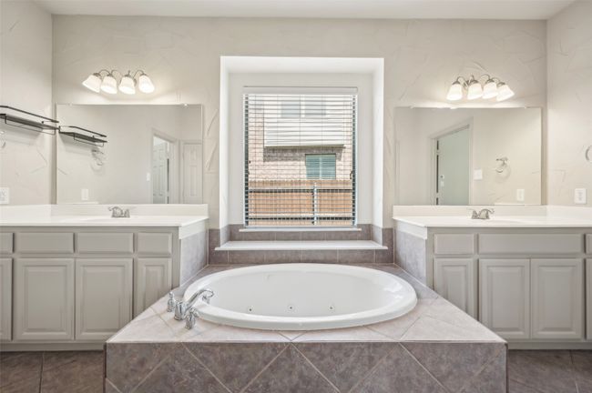 9616 Barksdale Dr, House other with 5 bedrooms, 4 bathrooms and null parking in Fort Worth TX | Image 20