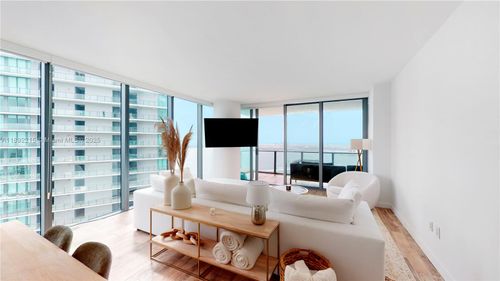 unit-4607-650 Ne 32nd St, Miami, FL, 33137-5269 | Card Image