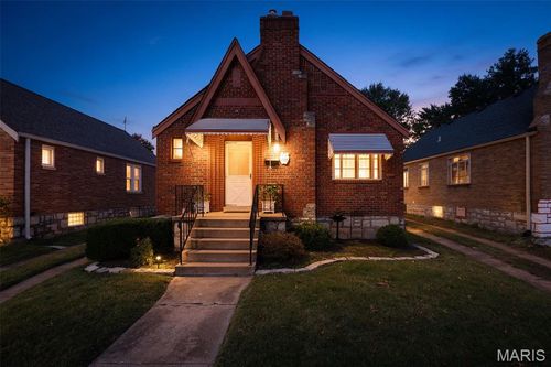 729 Zeiss, St Louis, MO, 63125 | Card Image