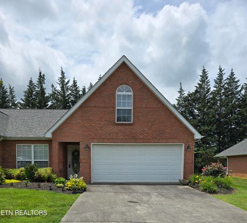 2921 Dominion Dr, Maryville, TN, 37803-8337 | Card Image