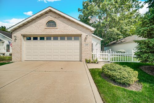 335 Brown Ct, Chesterton, IN, 46304 | Card Image