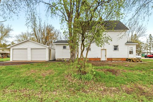 105 E Crumb Street, Gilman, WI, 54433 | Card Image