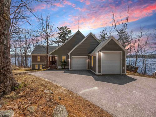 432 Shore Dr, Laconia, NH, 03246-2951 | Card Image