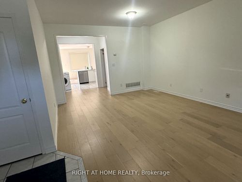 50 Jack Evelyn Wiggins Dr, North York, ON, M3J0E8 | Card Image