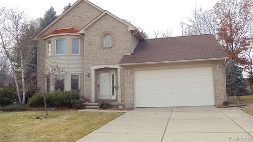 39227 Lorien Dr, Sterling Heights, MI, 48313-5741 | Card Image