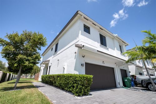 23588 Sw 110th Ave, Homestead, FL, 33032-6298 | Card Image