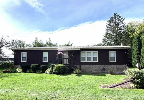 141 Larkin Ave, Canastota, NY, 13032-4276 | Card Image