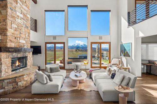 735 Green Meadow Rd, Carbondale, CO, 81623-9786 | Card Image