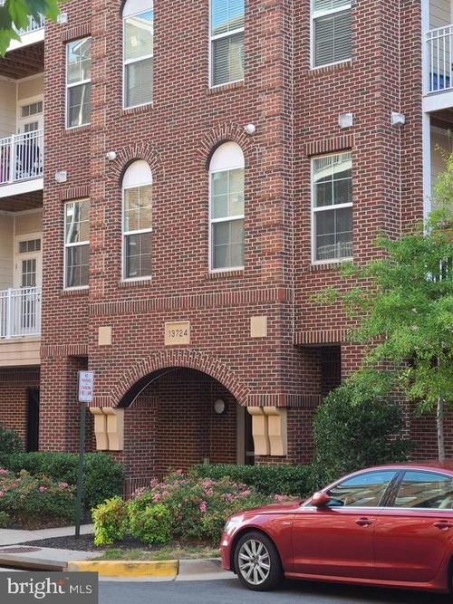 unit-208-13724 Neil Armstrong Ave, HERNDON, VA, 20171-4142 | Card Image
