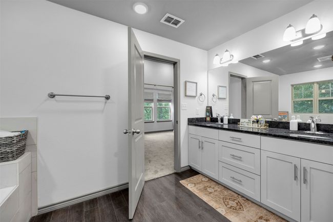 8705 Tudor Pl, Townhouse with 3 bedrooms, 3 bathrooms and null parking in Dallas TX | Image 17
