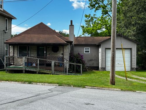 22 Reed St, Dubois, PA, 15801-1753 | Card Image