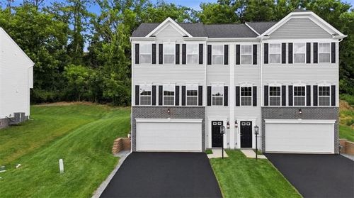 2083a-1245 Bedford Rd, North Huntingdon, PA, 15642-5834 | Card Image