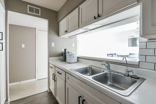 apt-25-8529 Hearth Dr, Houston, TX, 77054-2608 | Card Image