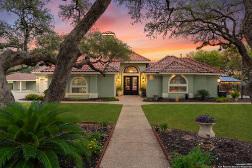 443 Rosewood Dr, La Vernia, TX, 78121-4769 | Card Image