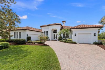 213 Sw Palm Cove Drive, House other with 4 bedrooms, 4 bathrooms and null parking in Palm City FL | Image 2