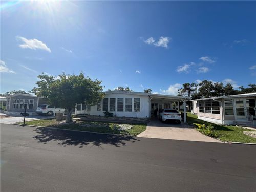 807 Jolanda Cir, VENICE, FL, 34285-4440 | Card Image