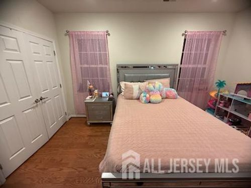 1426 Hudson Cir, Highland Park, NJ, 08904-1872 | Card Image
