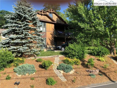 510 Ransom St, Blowing Rock, NC, 28605-8347 | Card Image