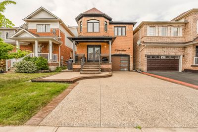 18 Spencer Dr, House other with 3 bedrooms, 4 bathrooms and 3 parking in Brampton ON | Image 2