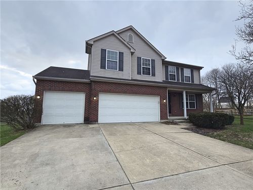 8715 Plum Creek Ct, Franklin, OH, 45005-7910 | Card Image