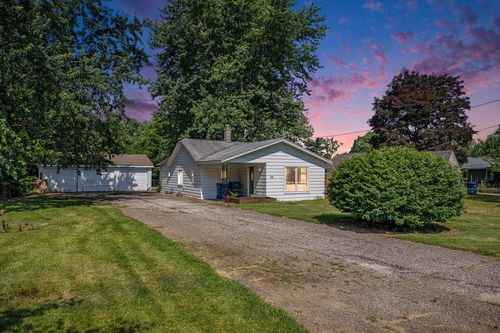 88 24th St S, Battle Creek, MI, 49015-2712 | Card Image