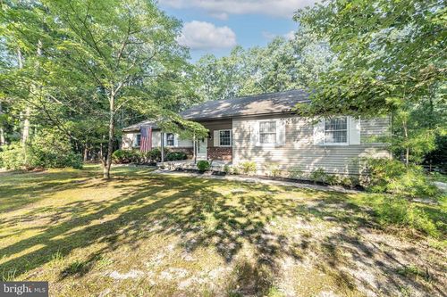 1 Woodgate Dr, Shamong, NJ, 08088-8551 | Card Image