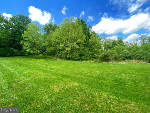 21 Delaney Dr, DOWNINGTOWN, PA, 19335-1282 | Card Image
