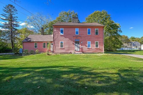 363 Main St, Acushnet, MA, 02743-1557 | Card Image