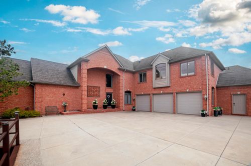 41614 Conger Bay Dr, Harrison Township, MI, 48045-1430 | Card Image