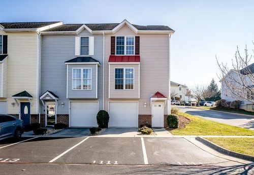 1111 Patrick Henry Pl, HARRISONBURG, VA, 22802-6530 | Card Image