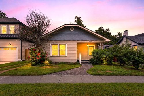 1005 E 27th St, Houston, TX, 77009-1017 | Card Image