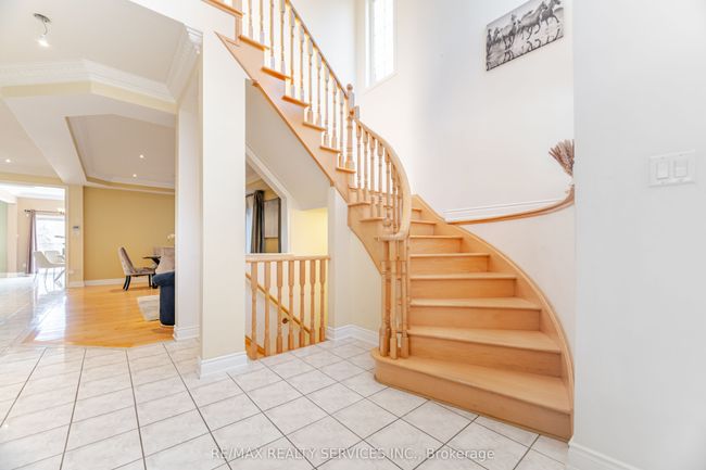 5 Belleville Dr, House other with 6 bedrooms, 5 bathrooms and 6 parking in Brampton ON | Image 25