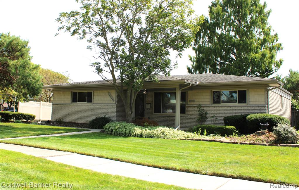 Bon Mar Dr, Warren, MI 48088